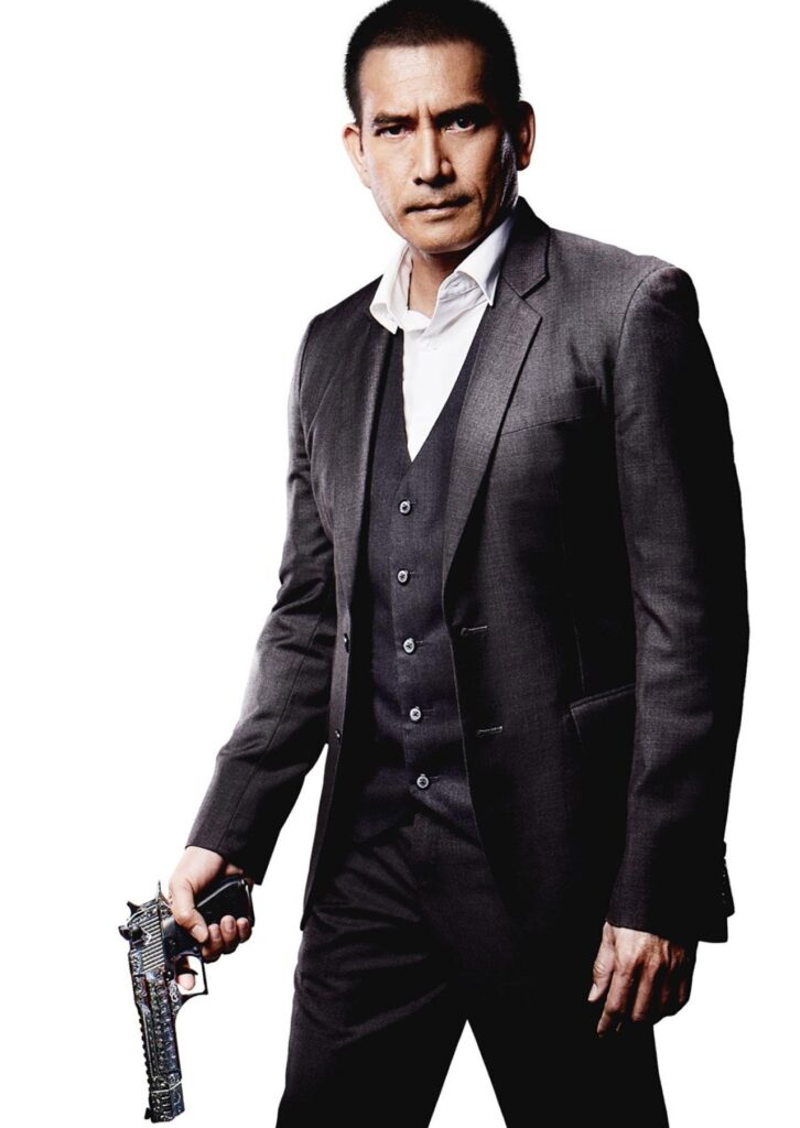 ปืนกลและคนเพี้ยน